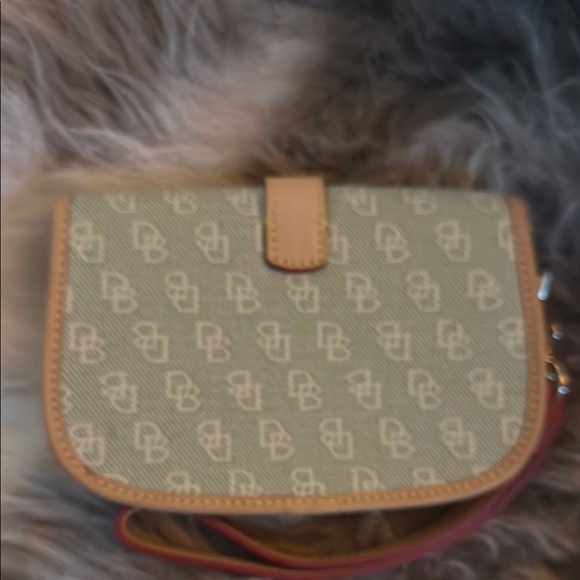 Dooney & Bourke Tan and Green Women's Bag **stain** - Picture 2 of 8